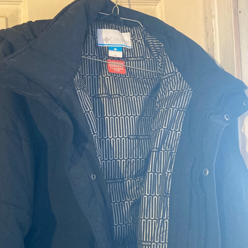 Columbia Men's Black Puffer Jacket